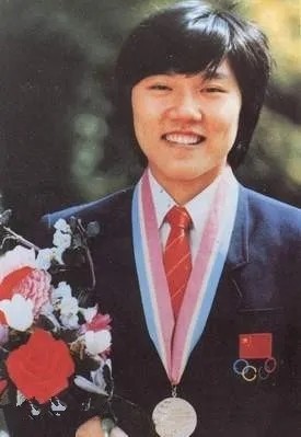 上海美高学校—中国女篮名宿丛雪娣担任美高篮球队总指导